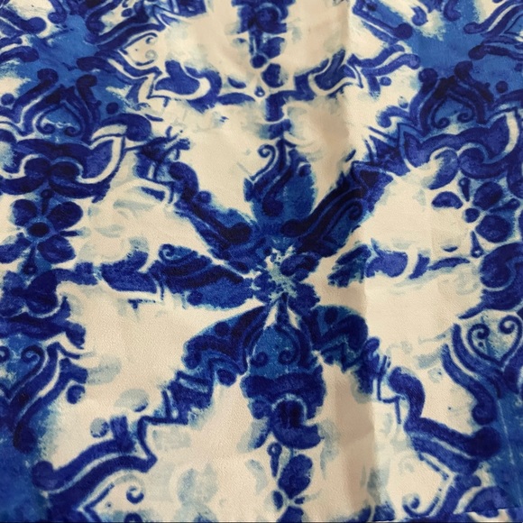 Michael Kors Blue Starburst Tile Print Tank Top - Picture 9 of 11